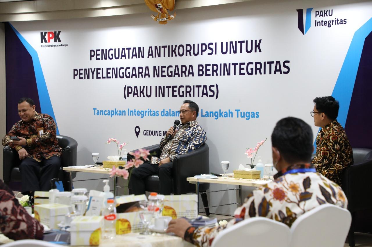Jadi Pembicara di Gedung KPK, Mendagri: Semua Pemda Harus Punya Mal Pelayanan Publik