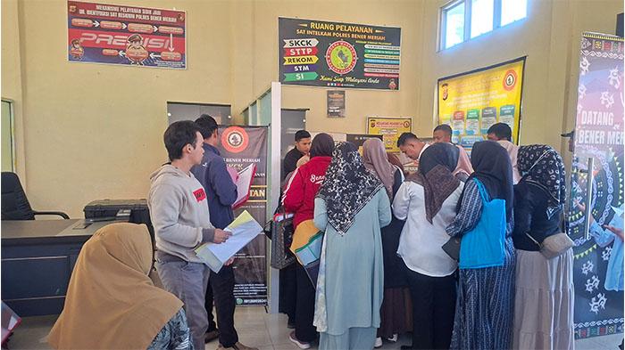 Demi Persyaratan PPPK Paruh Waktu, Warga Ramai-ramai Urus SKCK di Polres Bener Meriah