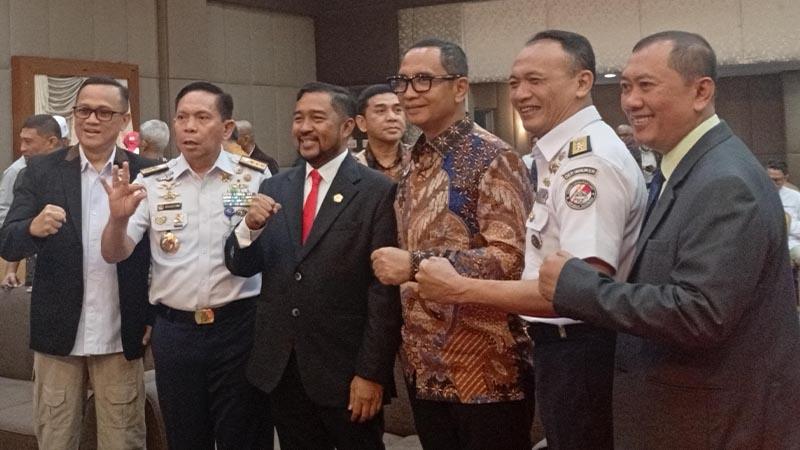 ismail-rasyid-raih-gelar-doktor-1604.jpg