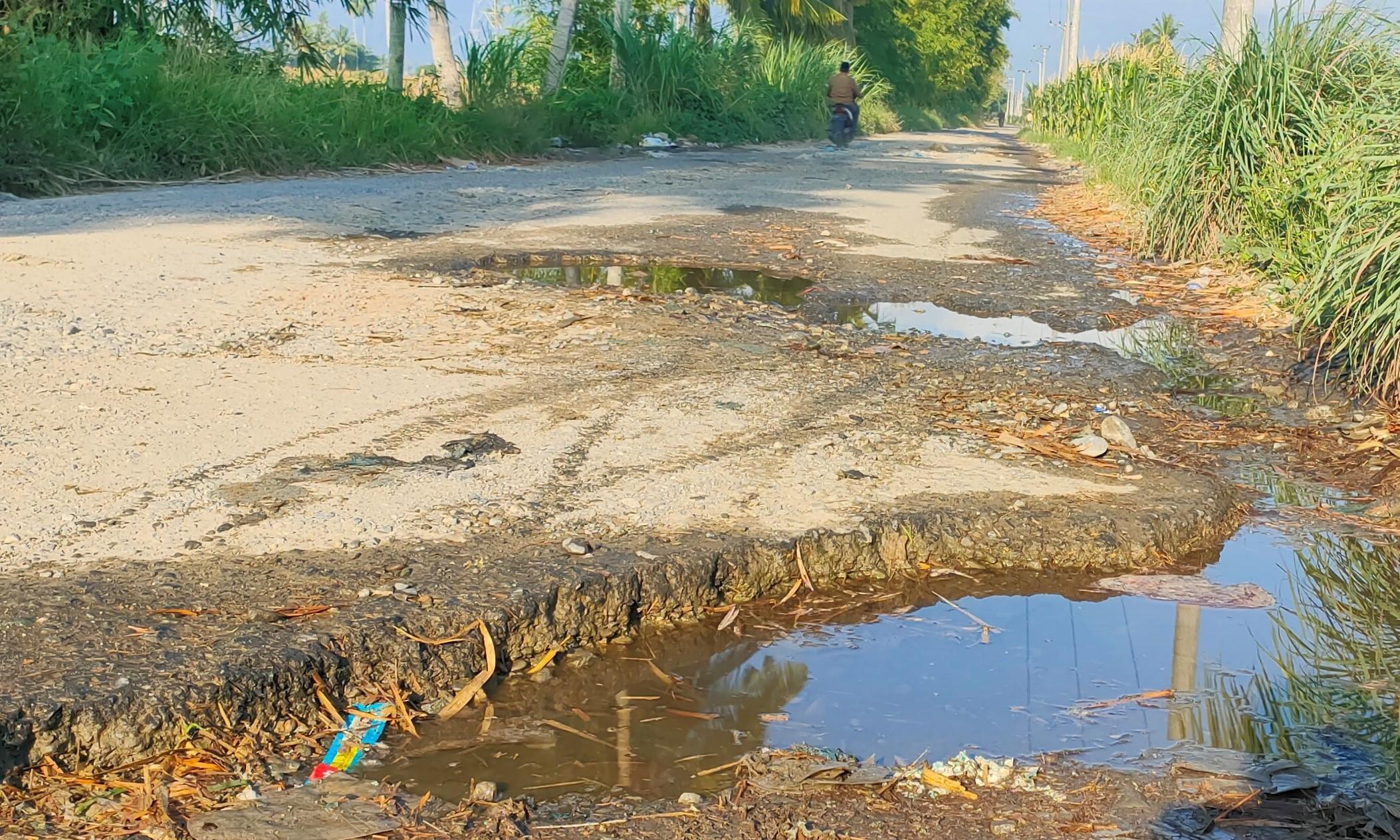 jalan-rusak-di-aceh-tenggara.jpg