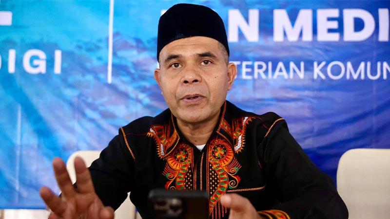 plt-kadisdik-aceh-murthalamuddin-0802.jpg