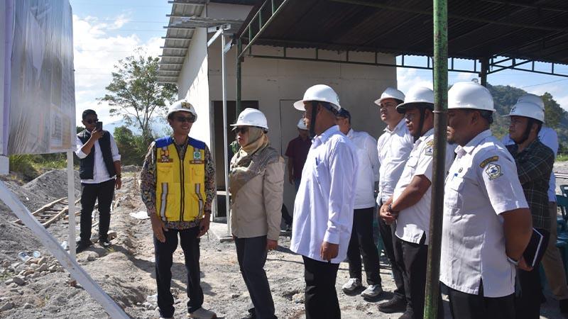 tinjau-lokasi-huntara.jpg