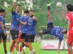 Berikut-4-klub-yang-telah-mengisi-kuota-pemain-asingnya-untuk-berlaga-di-Liga-2-20242025.jpg