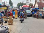 Jalan-di-Sigala-gala-Aceh-Tenggara-macet.jpg