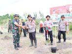 Kapolres-Bener-Meriah-Pimpin-Gerakan-Penanaman-Pohon-Dalam-Program-Aceh-Hijau-Di-Bener-Meriah.jpg