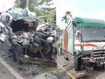 Kecelakaan-Truk-Fuso-dengan-Avanza-Bener-Meriah.jpg