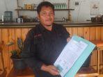 Ketua-LSM-Garis-Merah-Nasri-Gayo-menunjukkan.jpg