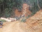 Kodim-0106-Aceh-Tengah-melaksanakan-kegiatan-pengambilan-kayu.jpg