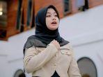 Lirik-Lagu-Aceh-Balasan-Gaseh-Teuhalang-30-Juz-Quran-By-Cut-Rani.jpg