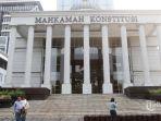 MAHKAMAH-KONSTITUSII.jpg