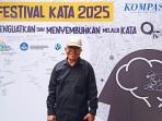 Maestro-Didong-Ceh-M-Din-di-Festival-Kata-KOMPAS-Bentara-Budaya-Jakarta.jpg