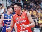 PROFIL-Ahmad-Gumilar-Middle-Blocker-Indonesia-yang-Tampil-Menonjol-di-SEA-V-League-2024.jpg