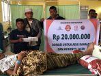 Pegiat-sosial-dari-Lembaga-Cet-Langet-Reumoh-PSM-Peduli-Aceh-Akmal-Daud.jpg