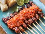 Sate-Plecing-memiliki-rasa-yang-terkenal-pedas-gurih-dan-asam-segar.jpg