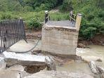 Satu-unit-jembatan-di-Kampung-Linge-Kecamatan-Linge.jpg