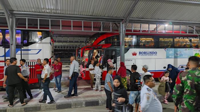 260 pemudik gratis bersama Pegadaian tiba di Terminal Dungingi,ffff
