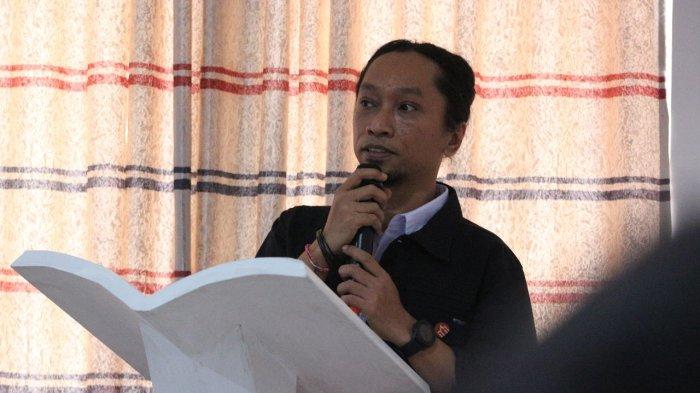 Ketua IAI Gorontalo, Yohanes P. Erick saat membuka acara peresmian kantor Sekretariat IAI Gorontalo, Minggu (2/7/2023).