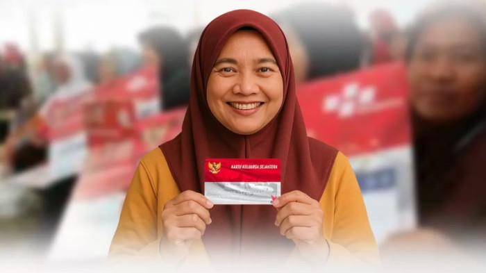 BANSOS -- Penerima bansos senyum sumringah. Setidaknya 8 bansos bakal turun di awal Desember 2025.