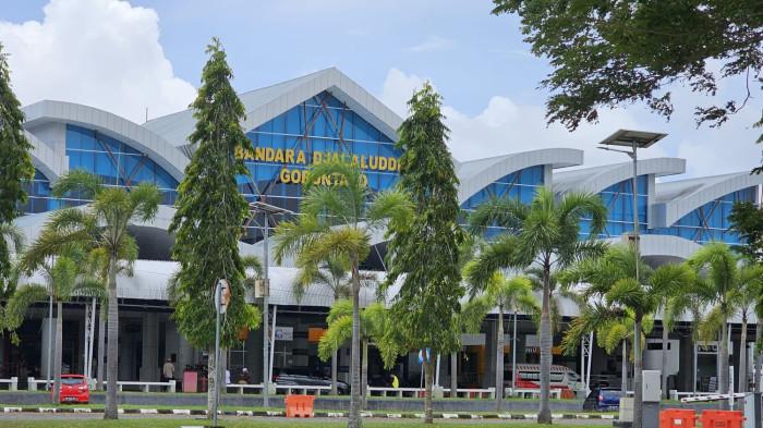 Bandara Djalaluddin Gorontalo 999999999