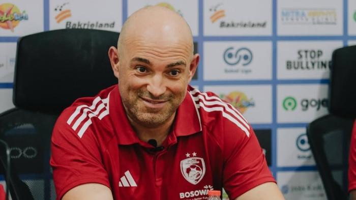 Bernardo Tavares cvb