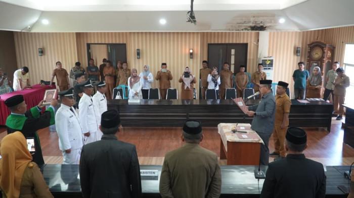 Bupati Gorontalo Utara (Gorut) Thariq Modanggu melantik fff