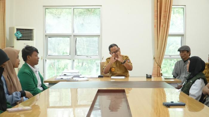 Bupati Gorontalo Utara, Thariq Modanggu fffrhgthyuiu8i