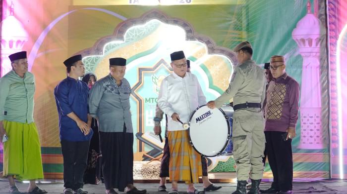 PEMBUKAAN MTQ -- Bupati Gorontalo Utara, Thariq Modanggu, saat menghadiri sambutan pada pembukaan Musabaqah Tilawatil Quran (MTQ) ke-XXII tingkat Kecamatan Anggrek. (Sumber foto: Humas Pemkab Gorontalo Utara)