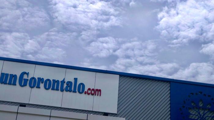 CUACA -- BMKG Rilis prakiraan cuaca hari ini Senin 2 Maret 2026. Siang ini ada potensi hujan di sejumlah wilayah.