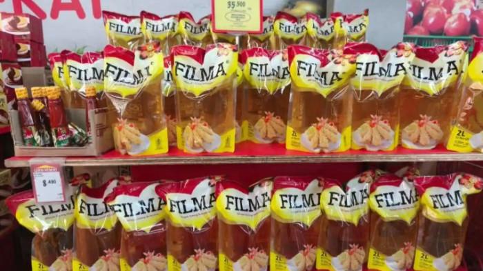 PROMO - Display produk minyak goreng dalam Promo JSM Superindo cabang Banyuanyar, Kecamatan Banjarsari, Surakarta pada Sabtu (20/12/2025). Mengawali akhir pekan ini, Jumat, 23 Januari 2026, katalog promo JSM di Alfamart, Indomaret, dan Superindo sudah tersedia.