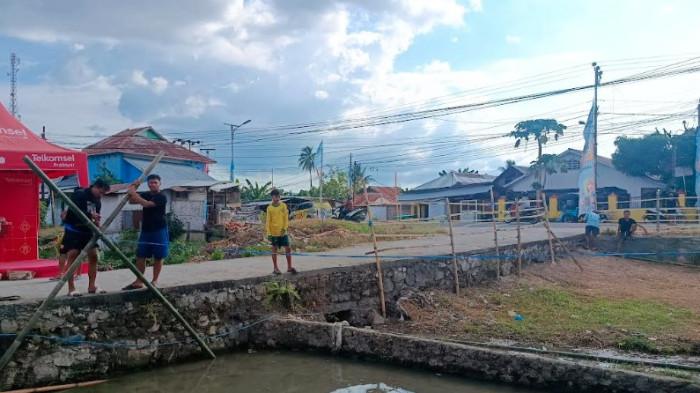 GEBYAR KETUPAT--Persiapan gebyar ketupat di Kecamatan Bulango