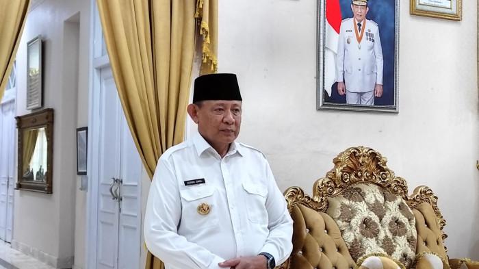 PEMROV GORONTALO -- Gubernur Gorontalo, Gusnar Ismail, Selasa (17/2/2026). Gusnar minta kinerja ASN tetap produktif selama Ramadan.