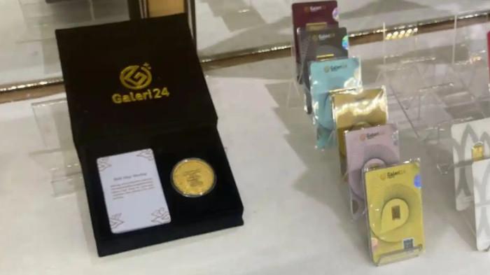 HARGA EMAS - Potret etalase menampilkan varian emas yang dijual di Galeri 24 Jl. Banda No.30, Merdeka, Kota Bandung - Berikut daftar harga emas hari ini, Senin (23/3/2026) dari Antam, Galeri 24, dan UBS berikut ini.