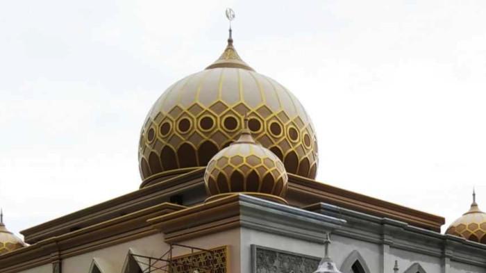 KUBAH -- Ilustrasi kubah masjid. Sebagai informasi, Islamic Center Gorontalo baka dikawal pembangunanya.