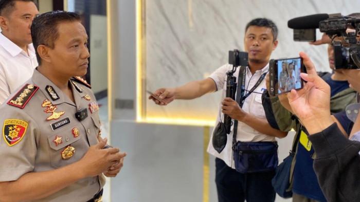 KASUS PEMBACOKAN -- Kapolresta Gorontalo Kota, Kombes Pol Suryono, saat diwawancarai wartawan. Dua pelaku kasus pembacokan di Pasar Sentral Kota Gorontalo resmi ditetapkan sebagai tersangka. (Sumber: Humas Polresta Gorontalo Kota)