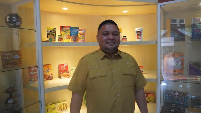 THR ASN — Kepala Badan Keuangan Kabupaten Gorontalo, Hariyanto Manan, saat ditemui TribunGorontalo.com, Senin (2/3/2026). Hariyanto menjelaskan pemberian THR dan gaji ke-14 ASN (Sumber Foto: TribunGorontalo.com/Fajri A Kidjab)