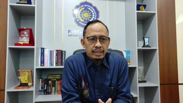 MENU BUKA PUASA -- Ketua Takmirul Masjid Darul Arqam Gorontalo, Arfan Tilome. Masjid Darul Arqam menyediakan 15 jenis menu berbuka puasa untuk 30 hari Ramadan.