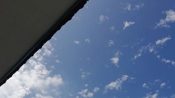 Kondisi cuaca hari ini Rabu 4 Maret terpantau cerah berawan pada pukul 07.50 Wita