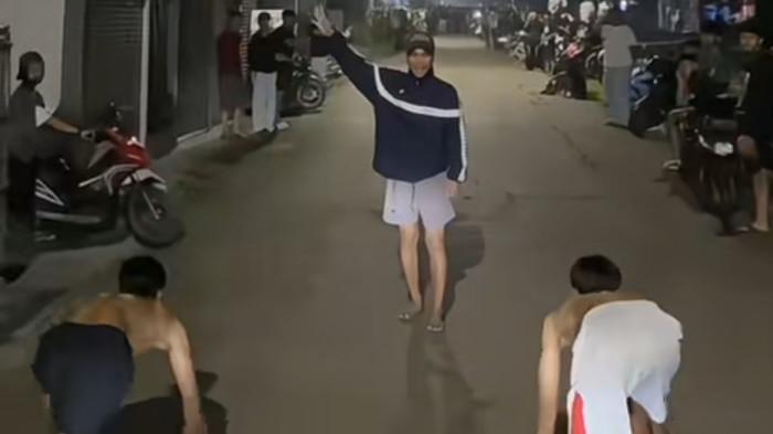 LOMBA LARI--Potret lomba lari sebelum sahur viral di media sosial, begin tanggapan Dirlantas Polda Gorontalo Kombes Pol Lukman Cahyono diwawancarai, Jumat (27/2/2026). Sumber foto: TribunGorontalo.com/Jefri Potabuga.