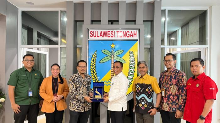 Manager PLN UP2K Sulawesi Tengah Rahmatan, Manager PLN UP3 Palu Ansar, dddd