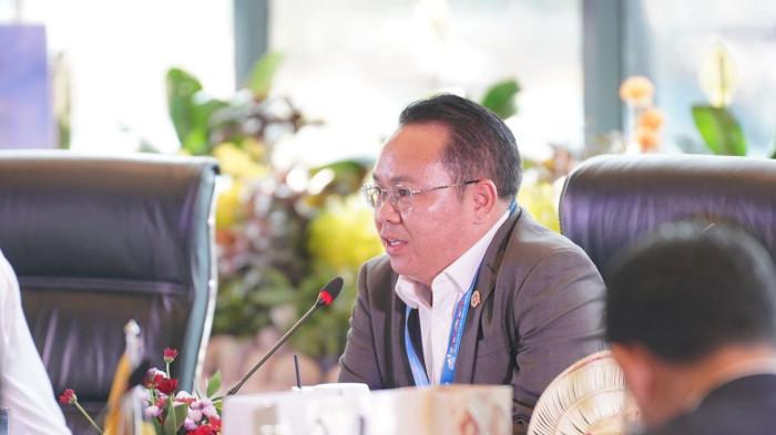 Managing Director Electricité du Laos, Akhomdeth Vongsay
