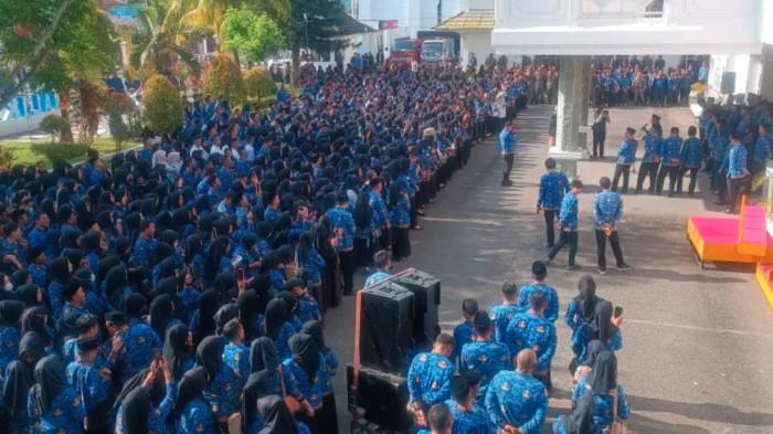 PELANTIKAN -- Momen seribuan PPPK Paruh Waktu Kota Gorontalo