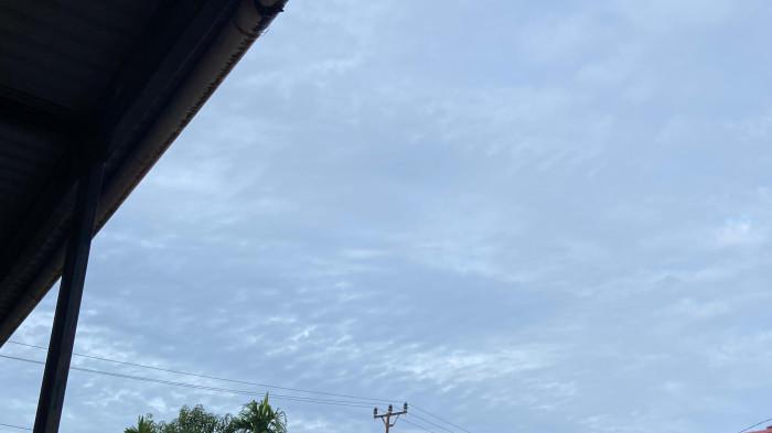 PRAKIRAAN CUACA - Potret kondisi cuaca di Kota Gorontalo pada Selasa 24 Februari 2026 terpantau cerah berawan pada pukul 06.45 Wita