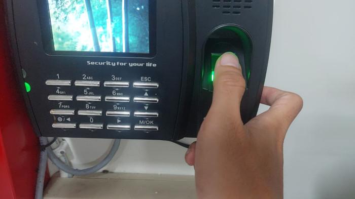 MODUS ASN -- Potret finger print. Seorang ASN di Mataram dipecat karena modus absen 'hantu'