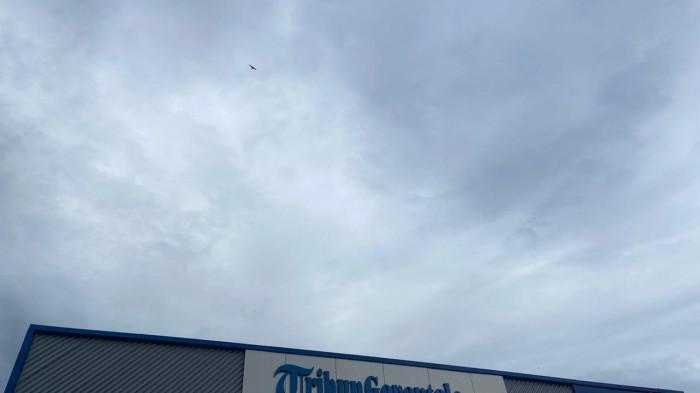 PRAKIRAAN CUACA BESOK - Potret kondisi cuaca di Kota Gorontalo pukul 15.39 Wita - Prakiraan cuaca Gorontalo Selasa (10/2/2026): mayoritas hujan ringan atau berawan, suhu 22–34°C, kelembapan tinggi, siapkan payung saat beraktivitas.