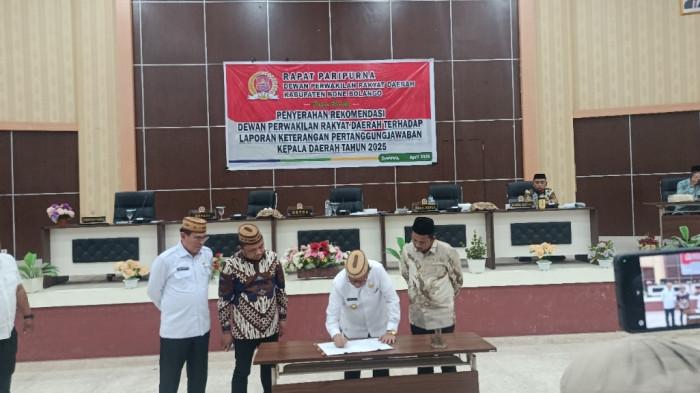 LKPJ 2025 — Rapat paripurna penyerahan rekomendasi DPRD terhadap Laporan Keterangan Pertanggungjawaban (LKPJ) Kepala Daerah Tahun 2025, Rabu (29/4/2026). (Sumber foto: TribunGorontalo.com/Jefri Potabuga)