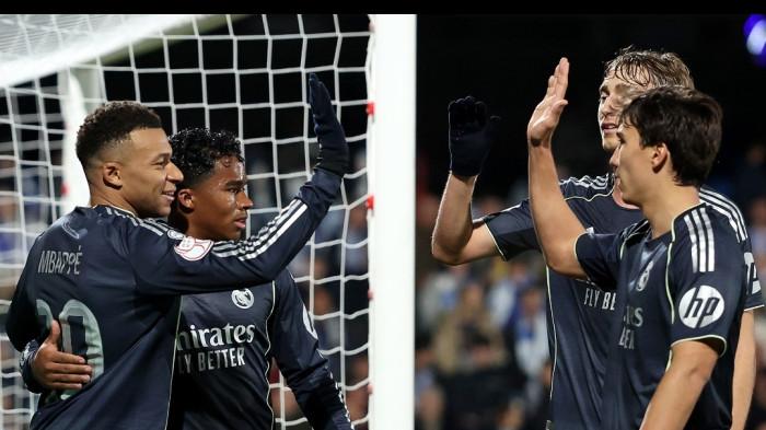 COPA DEL REY – Para pemain Real Madrid merayakan gol Kylian Mbappe. Real Madrid lolos ke babak 16 besar Copa del Rey.