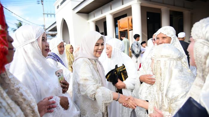 SALAT -- Wakil Gubernur Gorontalo Idah Syahidah Rusli Habibie -- Idul fitri 1447 H