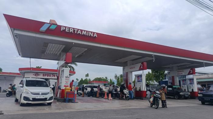 SPBU-- Suasana di SPBU Andalas Kota Gorontalo, Sabtu (18/4/2026) setelah pengumuman kenaikan harga 3 jenis BBM non subsidi