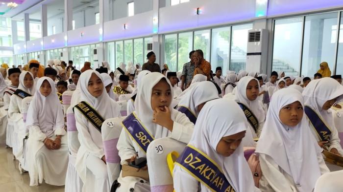 Sejumlah 432 peserta yang mengikuti Khatam Raya