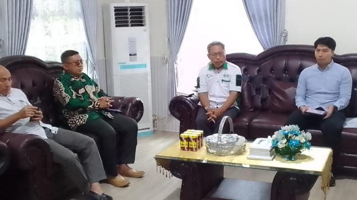 EXIT MEETING - Sekretaris Daerah (sekda) Gorontalo Utara (Gorut) Suleman Lakoro hadir dalam exit meeting tim Badan Pemeriksa Keuangan (BPK) di kantor Badan Keuangan Gorontalo Utara pada Sabtu (28/02/2026).